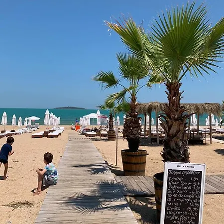 Appartement At St. Nicholas Complex-igora